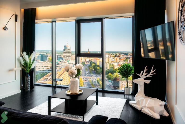 HANZA Black & White 17th floor SPA & Pool Parking by Stayly - B&B Szczecin