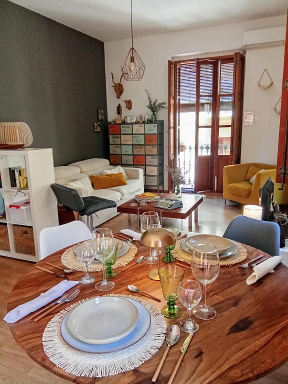 Cozy flat in old town - B&B Valencia