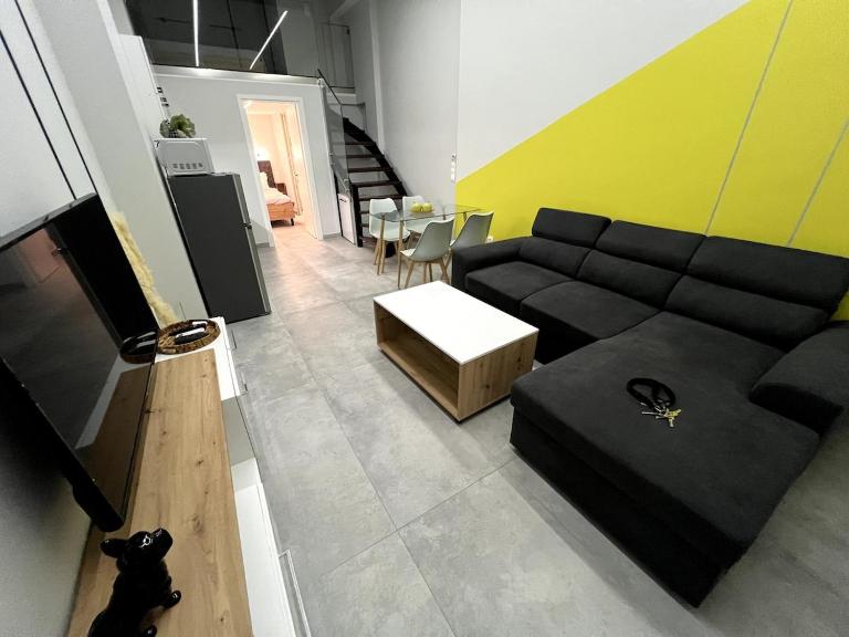 Mandouki Urban Stay - B&B Karyofyto