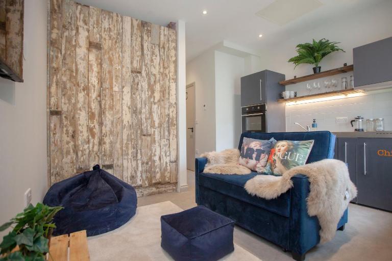 Luxury Aparthotel 350yds from Centre - Ferienwohnung Cardiff