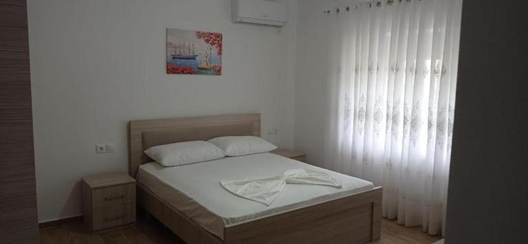 Elis Apartament - Ferienwohnung Saranda