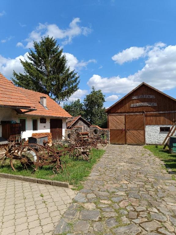 Spaní na seně - Ferienwohnung Milešín