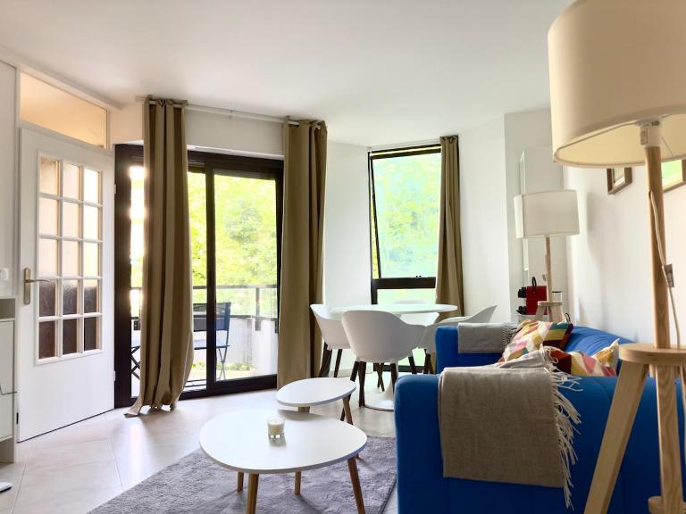 Spacious new studio and terrace - B&B Juan-les-Pins