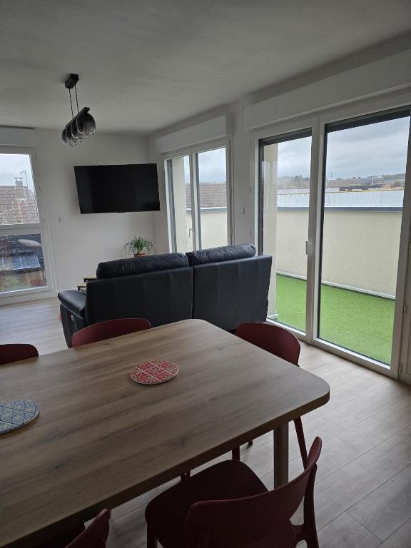 Appartement cosy proche Sceneo, Auchan, Saint-Omer - Chambres d'hôtes Longuenesse