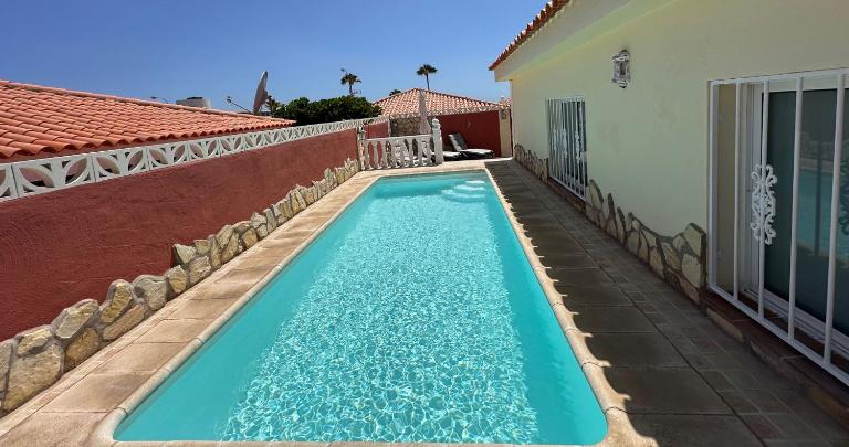 Casa Barmalei Private Pool & Rooftop Terrace Ocean View, Tenerife - Chambres d'hôtes Callao Salvaje