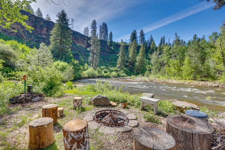 Riverfront & Lake Retreat: 9 Mi to Lucky Peak! - B&B Boise