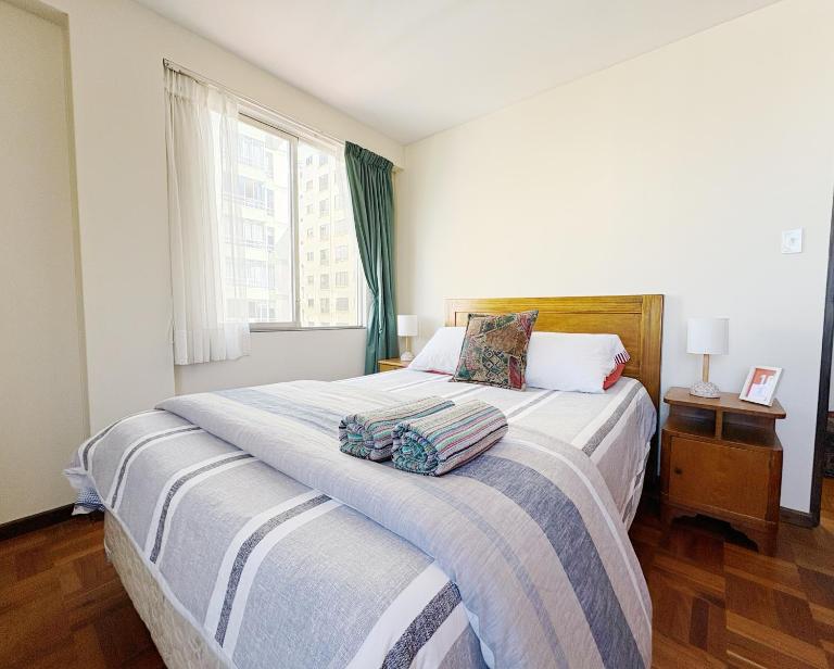 Apartamento con hermosa vista y soleado en Sopocachi - Ferienwohnung La Paz