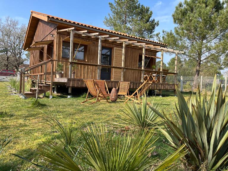 Chalet du Courlis, les cabanes océanes-MONTA - Bed and Breakfast Vendays-Montalivet