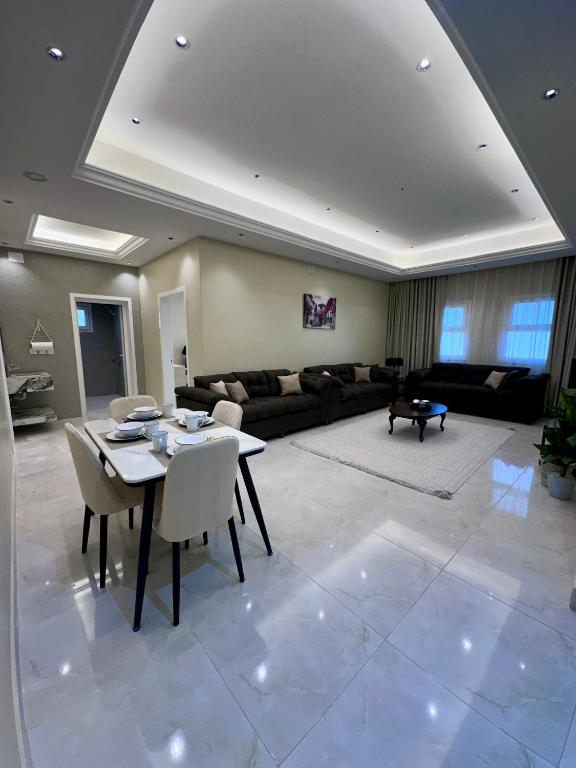 قمم الخضراء - B&B Nashir