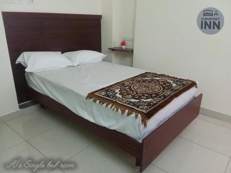 Comfort inn Lodge Tirunelveli - Ferienwohnung Tirunelveli