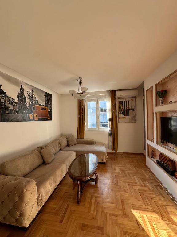 Dubovica Hill - B&B Budva