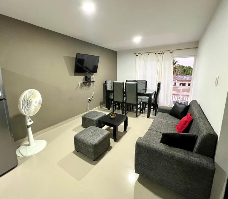Tu lugar ideal cerca al mar apartamento MyM - Bed and Breakfast Coveñas