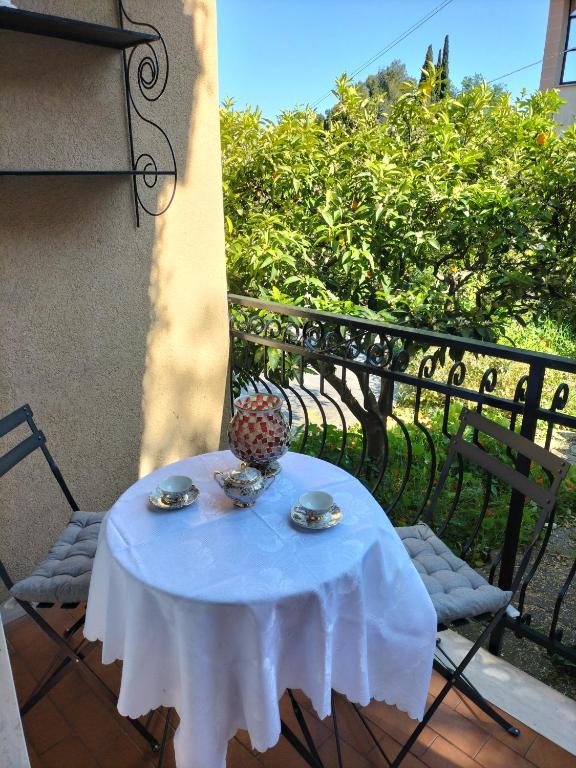 Casa Teresa 2 - Bed and Breakfast Dolcedo