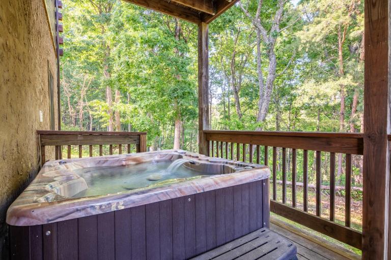 Misty Mountain Treehouse By Avada Properties - B&B Sevierville