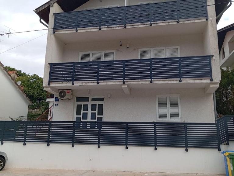 Apartments Vidovic -Leon - B&B Trpanj