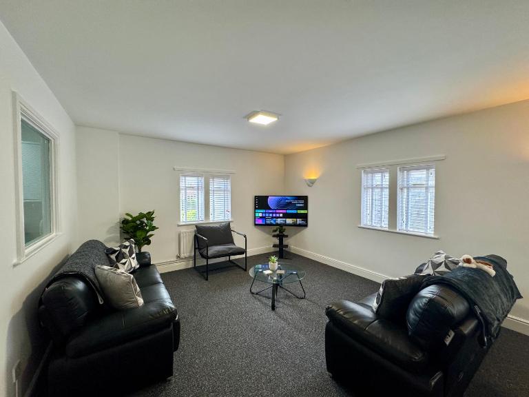Twin Farms Apartment, Super location, with parking - B&B Kenton