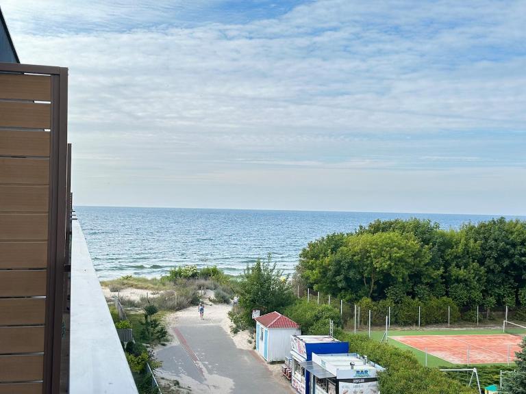 Apartament MEWA Gardenia Dziwnów z widokiem na morzem 20m od plaży EPapartamenty - B&B Dziwnów