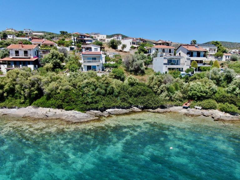 Sea front condo on the Gulf of Pagasitikos - Ferienwohnung Marathos