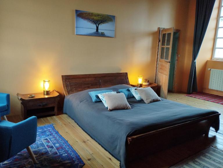 Une ou deux chambres dans une demeure historique - Ferienwohnung Montmartin-en-Graignes