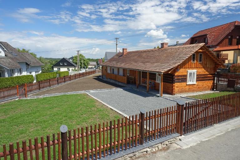 Roubenka u kostela - B&B Štáblovice