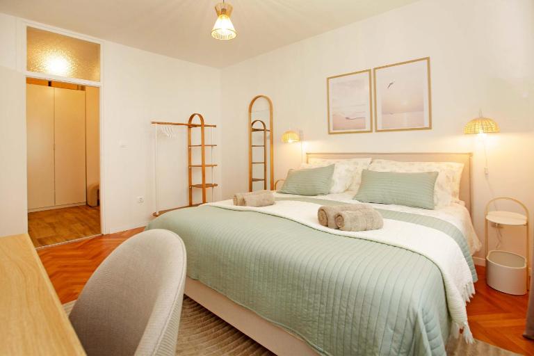 Two bedroom cozy apartment Vimalu - B&B Split
