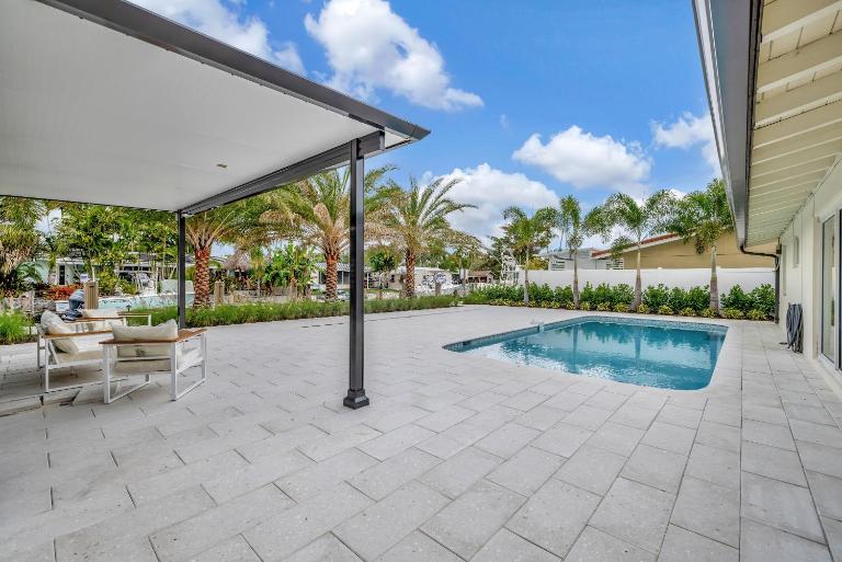 Waterfront Oasis with Private Pool - B&B Fort Lauderdale