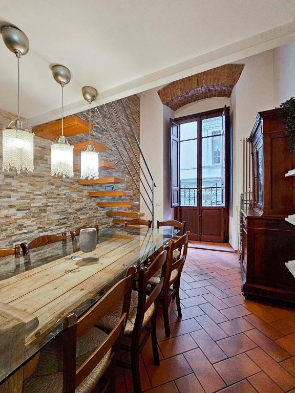 Tosinghi charme e spazio - Balcone con vista nel Centro - B&B Firenze