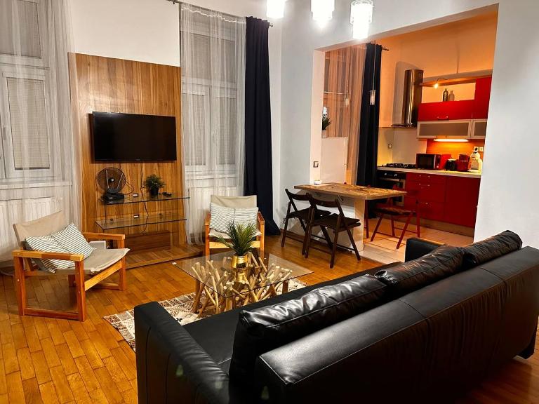 Apartman with parkIng in the Center - 500m from Hlavní nádraží - B&B Brno