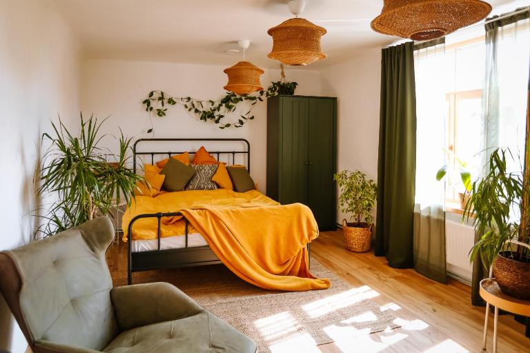 Four Seasons Apartments - Bed and Breakfast Tukums