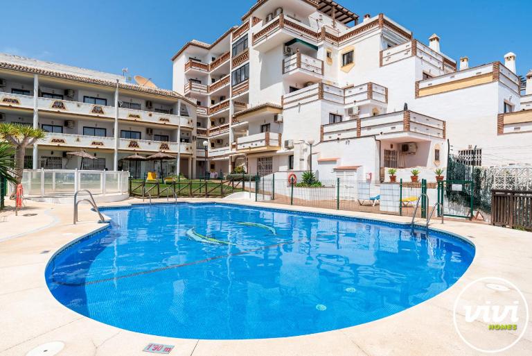 VIVI Homes - Vista Palmera, Pool, Terrace, close to beach - B&B Sitio de Calahonda