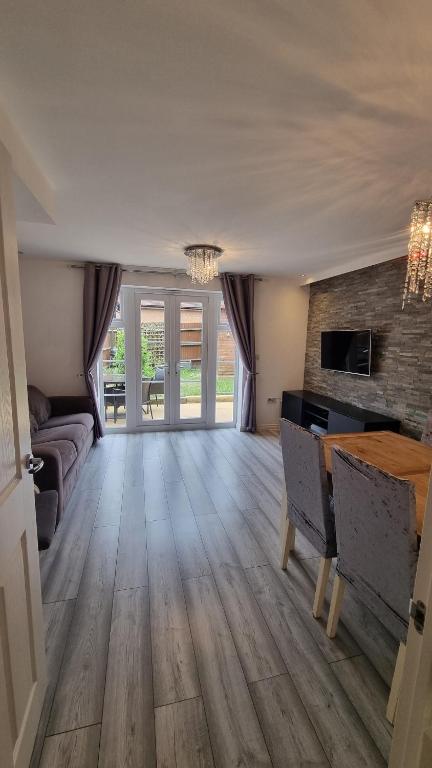 Cosy 2 bed house in Aylesbury - Chambres d'hôtes Aylesbury
