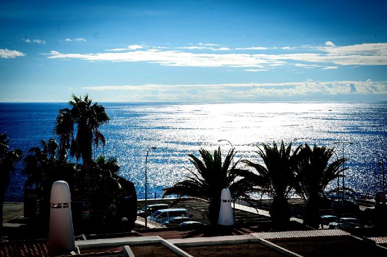 Club Atlantis Aparthotel Ocean View - B&B Adeje