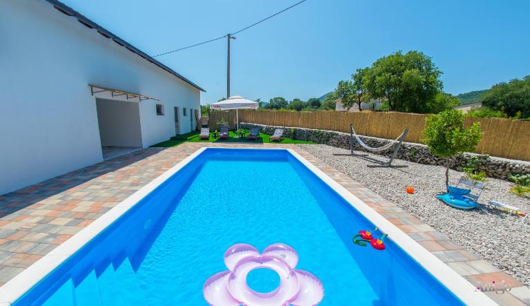 Holiday Home Blaz - B&B Ljubuški
