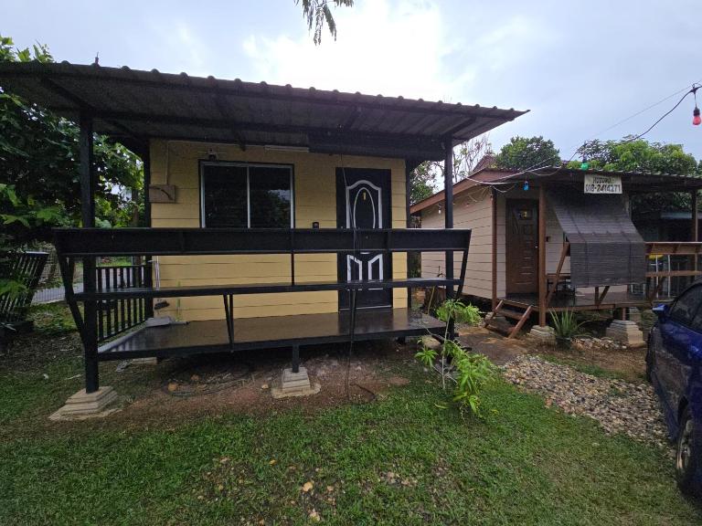 Amsyah Roomstay - B&B Pendang