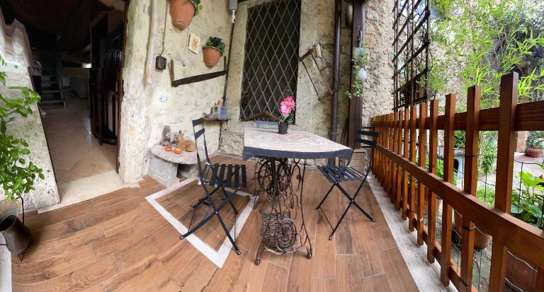 La Corte Segreta & Jacuzzi - B&B Arpino