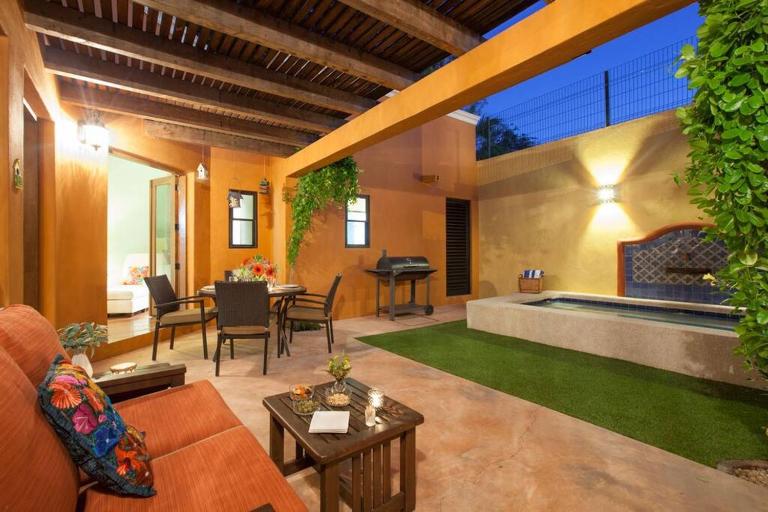 2BR Handpainted tiles Private pool Walk to Malecón - B&B La Paz