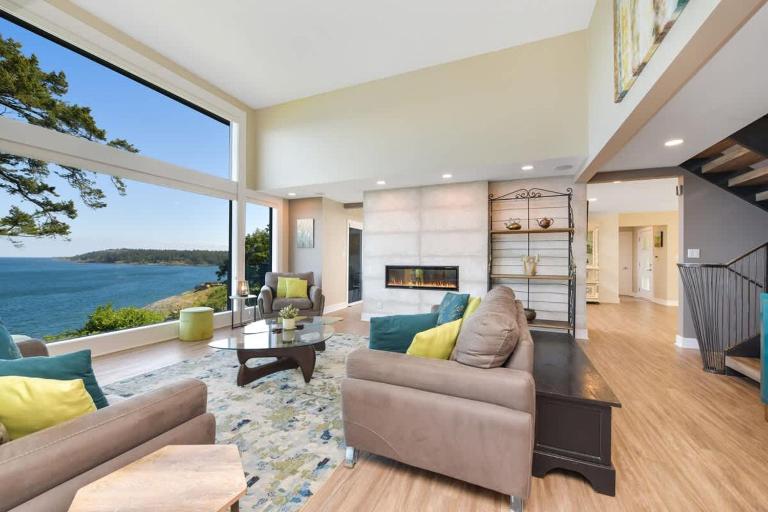 Oceanfront Oasis - B&B Oak Bay