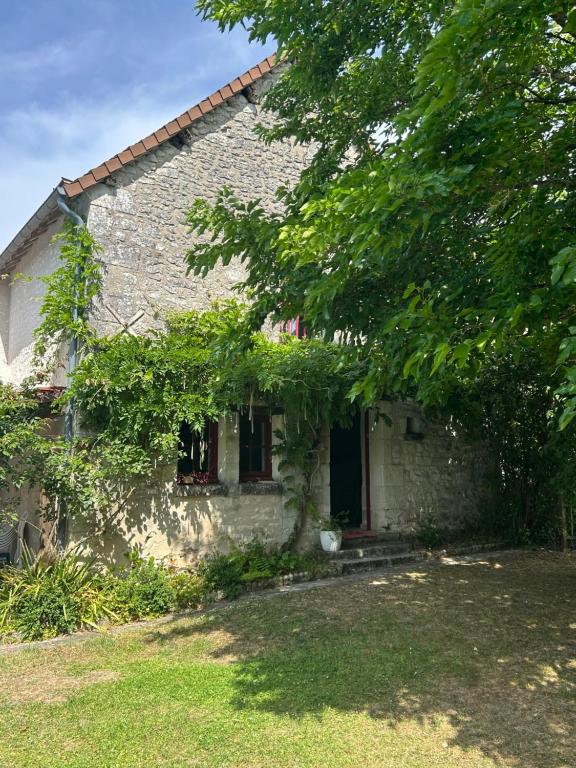 Gîte les clématites - B&B Bossay-sur-Claise