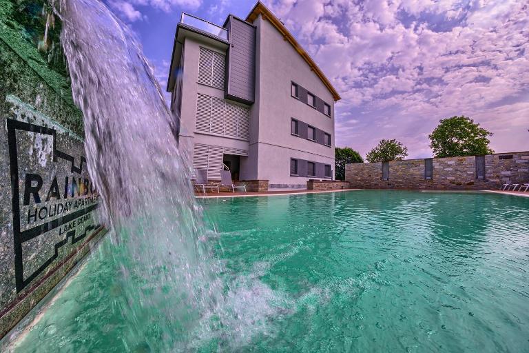 Rainbow Holiday Apartments Lake Como - B&B Colico