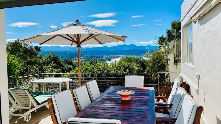 Toplis Sea and Mountain Vista - B&B Plettenberg Bay
