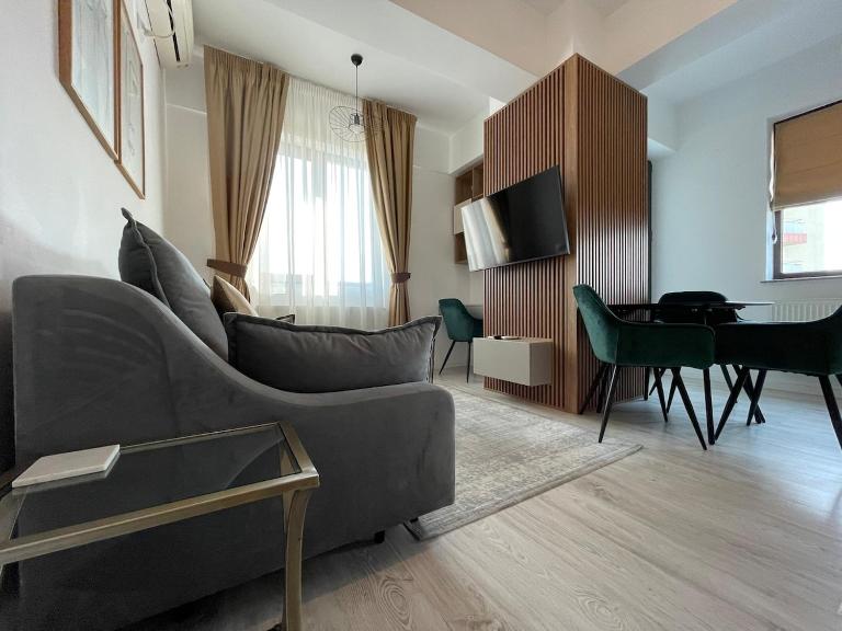 Exclusivist Palas Apartment - Bed and Breakfast Iași
