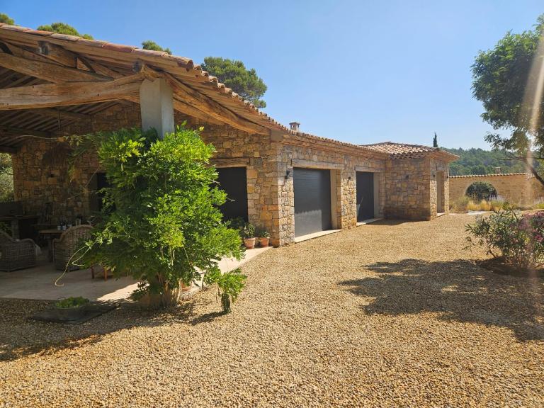 Coquelicot Classic Provençal House - Ferienwohnung Lorgues