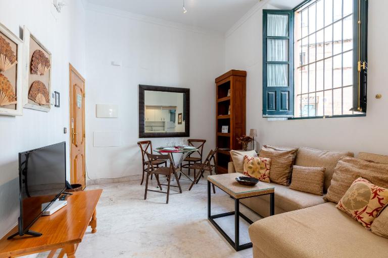 GY Apartamento en Casa Sevillana junto a las Setas - B&B Sevilla