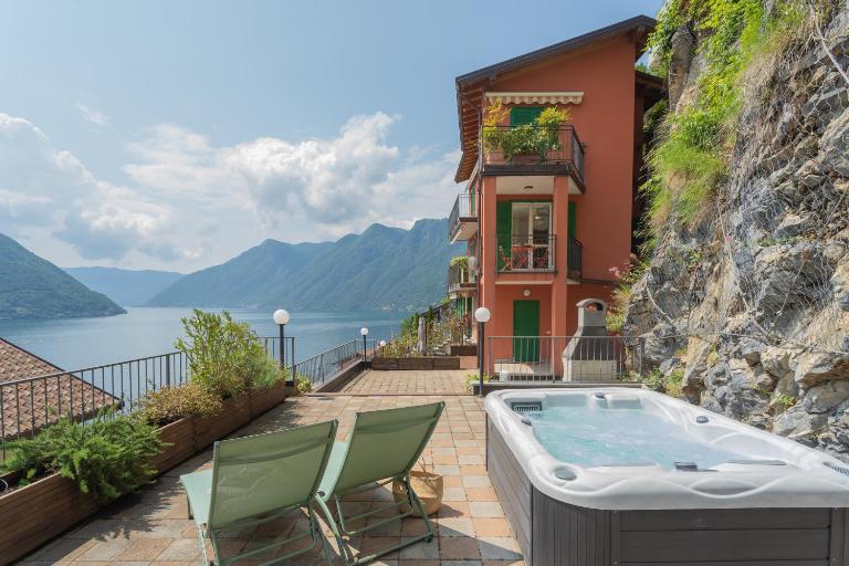 Blue Bliss Apartment by Rent All Como - B&B Colonno