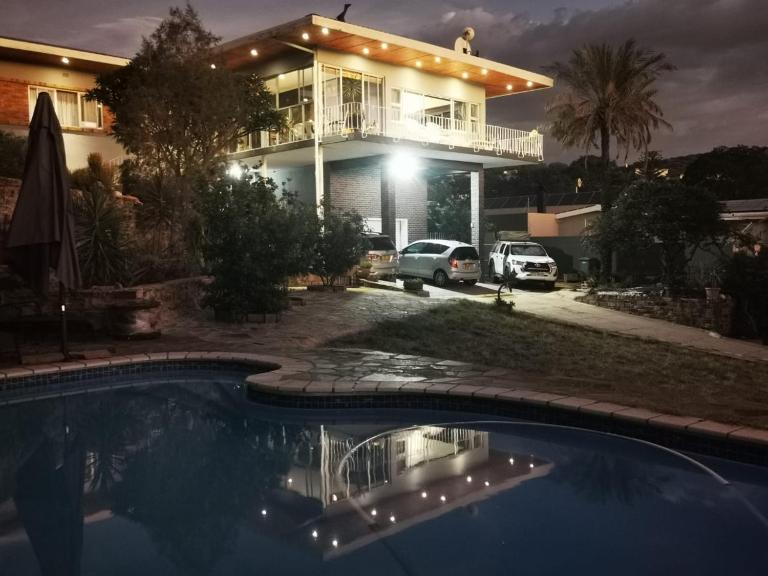 Sapphire Main 2 Self Catering At 54 - B&B Windhoek