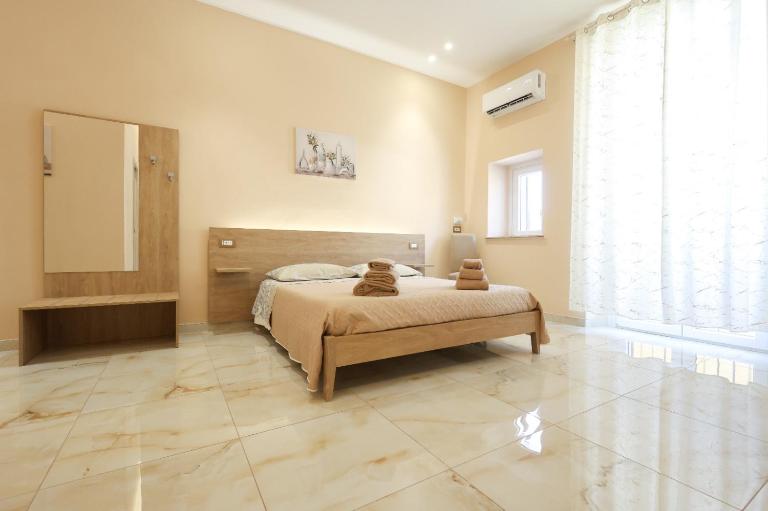 Room - Vista Mare - B&B Tropea