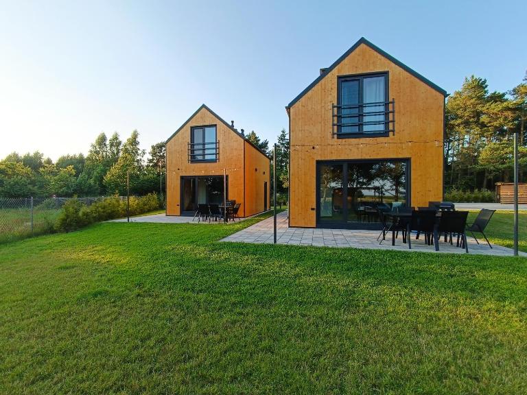 Relakstacja klimatyzowane domki z sauną i jacuzzi blisko Jastrzębiej Góry - Chambres d'hôtes Mieroszyno