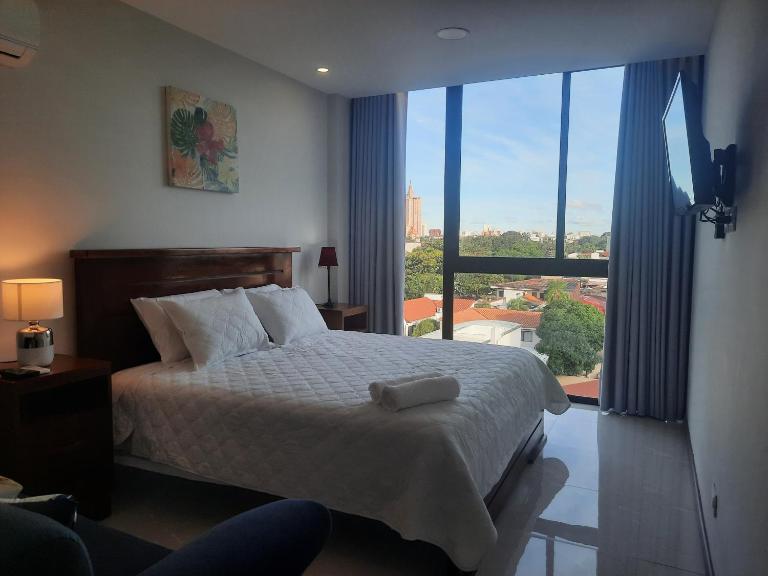 Hermosa suite 403 Lofty Green Zona Equipetrol - Chambres d'hôtes Santa Cruz de la Sierra