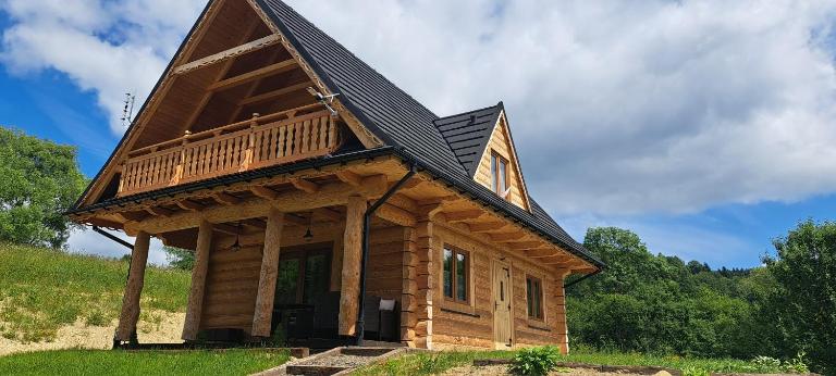 Dom U Eskulapa - B&B Lutowiska