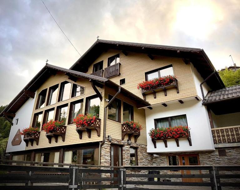 Ranger Chalet - B&B Moeciu de Sus